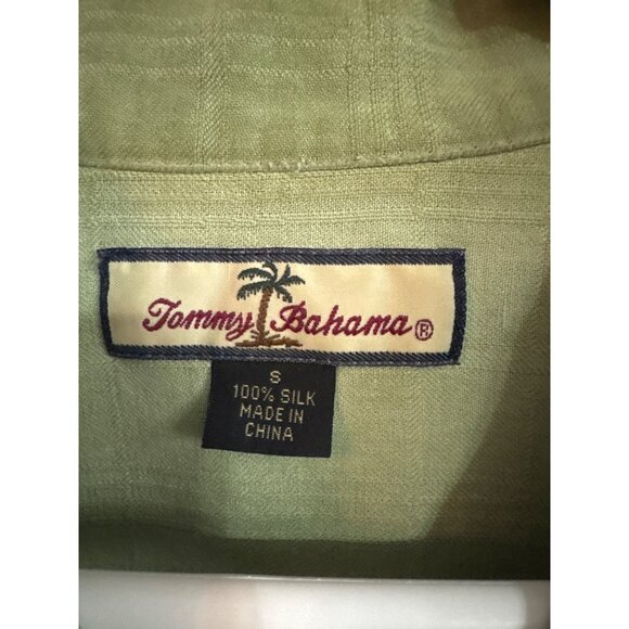 Tommy Bahama Mens 100% Silk Short Sleeve Shirt Green Size S 21w x 29 L - Picture 3 of 4